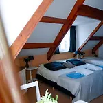 / Tanahlot Hotell 3*