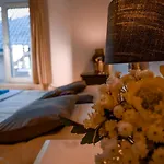 / Tanahlot Hotell