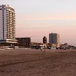 / Tanahlot Hotell Zandvoort