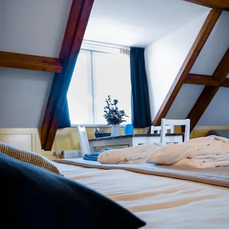 Hotel / Tanahlot Zandvoort