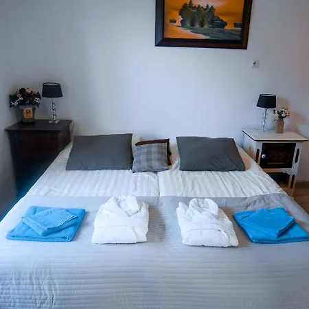Hotel / Pension Villa Tanahlot Hotel