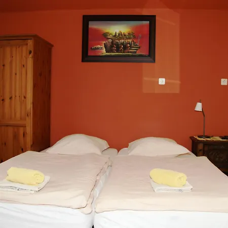 Hotel Hotel / Pension Villa Tanahlot Zandvoort