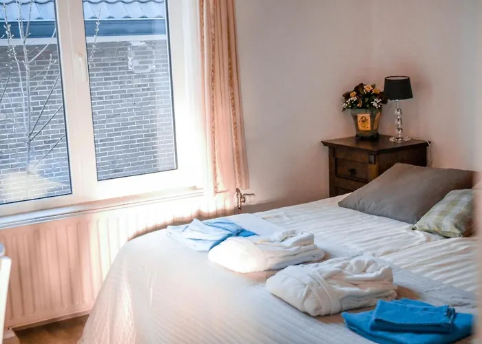 호텔 / Tanahlot 잔드보르트