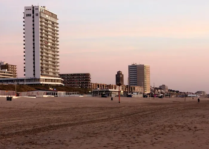 / Tanahlot 호텔 잔드보르트