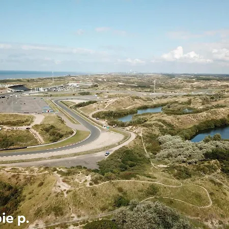 / Tanahlot Zandvoort