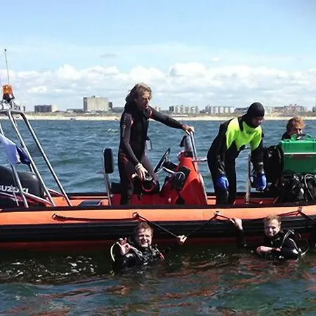 / Tanahlot Zandvoort