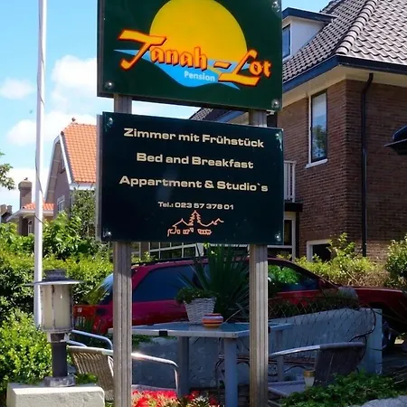 / Tanahlot Zandvoort